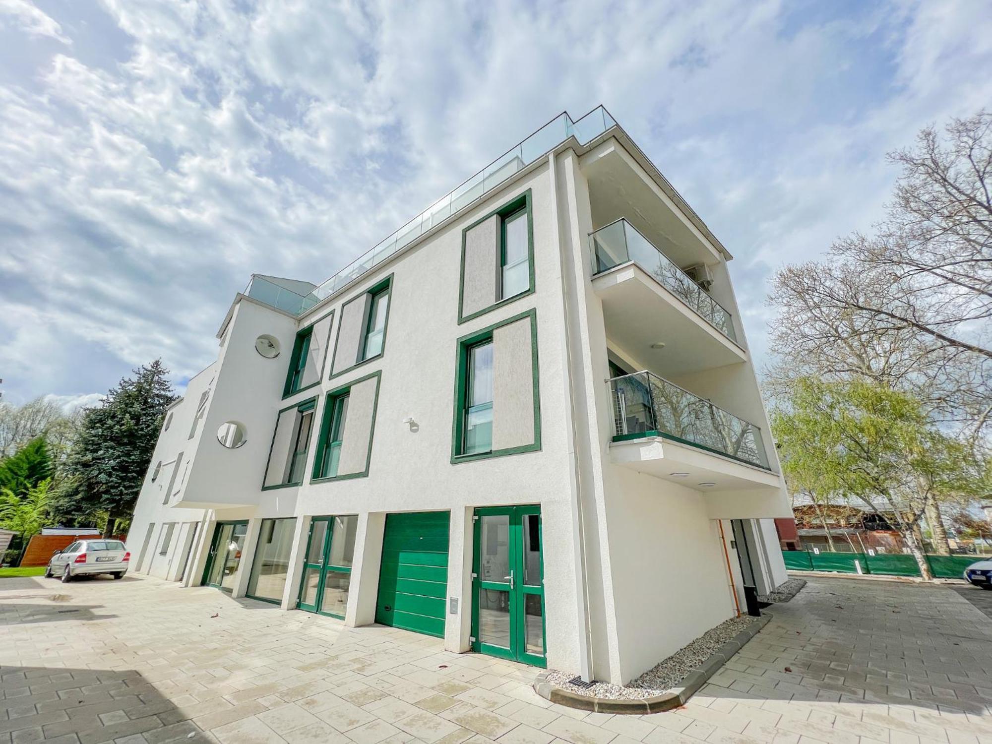 Villa Bauhaus Wellness Apartments 207 - Petiteplage Siófok Buitenkant foto